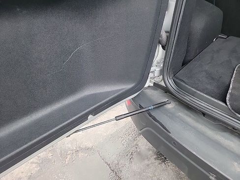 Certified 2020 Ford EcoSport SE image 21