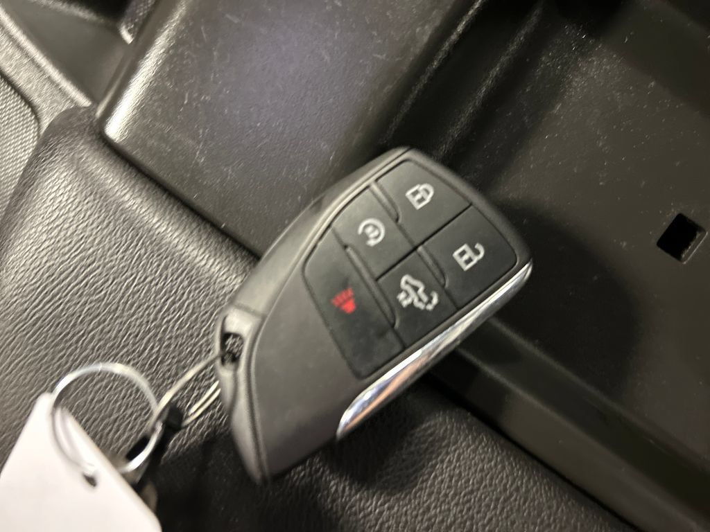 Used 2024 Chevrolet Silverado 1500 LT AWD/4WD image 21