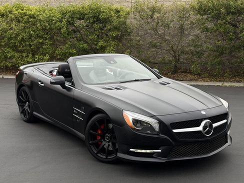 Used 2016 Mercedes-Benz SL 550 image 3