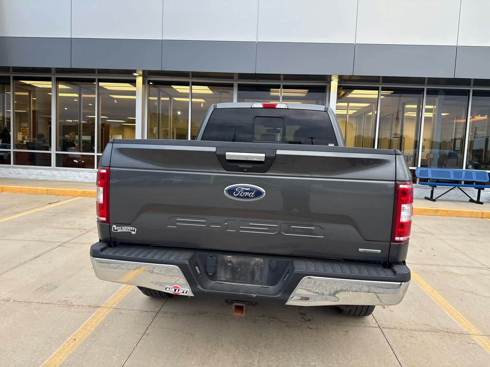 Used 2019 Ford F150 XLT w/ Equipment Group 302A Luxury AWD/4WD image 7