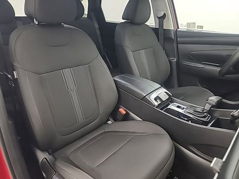 Used 2025 Hyundai Tucson SEL AWD/4WD image 16