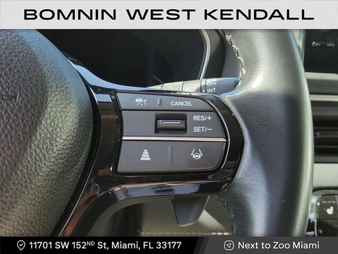 Used 2025 Honda Pilot EX-L image 17