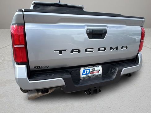Used 2024 Toyota Tacoma TRD Sport RWD image 29