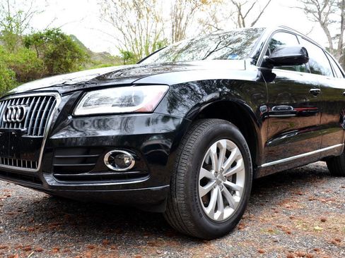 Used 2016 Audi Q5 2.0T Premium Plus w/ Technology Package image 3