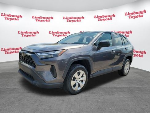 Used 2023 Toyota RAV4 LE FWD image 20