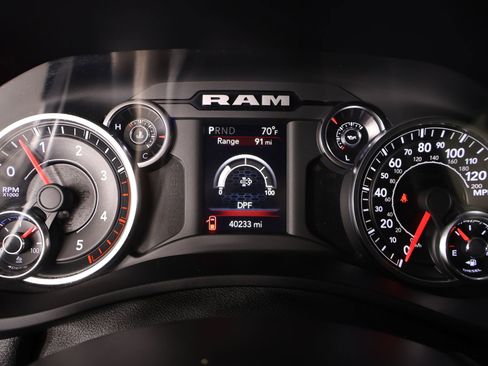 Used 2019 RAM 2500 Lone Star w/ Night Edition image 4