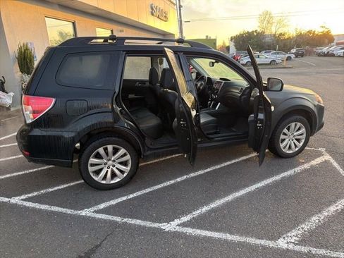 Used 2011 Subaru Forester 2.5X Limited image 13
