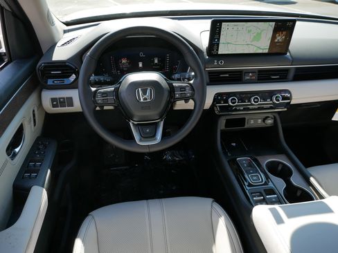 New 2026 Honda Pilot Elite image 21