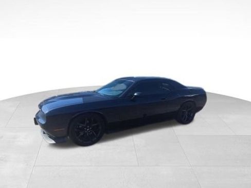 Used 2019 Dodge Challenger R/T w/ Driver Convenience Group image 1