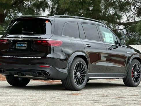 New 2026 Mercedes-Benz GLS 63 AMG 4MATIC image 4
