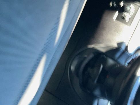 Used 2020 Jeep Grand Cherokee Laredo w/ Laredo X Package image 21