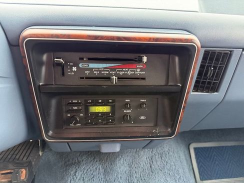 Used 1990 Ford F250 2WD SuperCab image 28