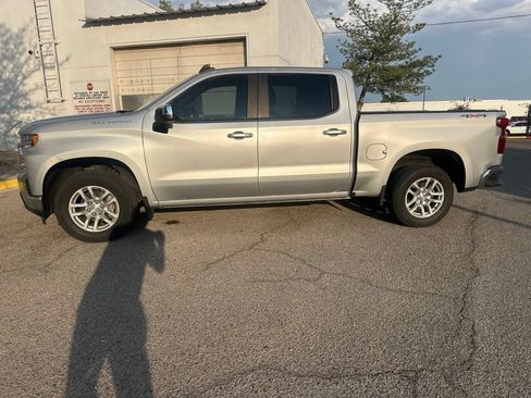 Used 2021 Chevrolet Silverado 1500 LT w/ Bed Protection Package AWD/4WD image 3