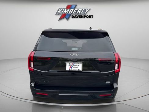 Used 2025 Ford Expedition Platinum w/ Stealth Performance Package AWD/4WD image 4
