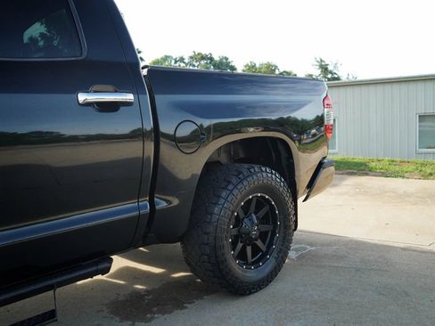 Used 2017 Toyota Tundra Platinum AWD/4WD image 22