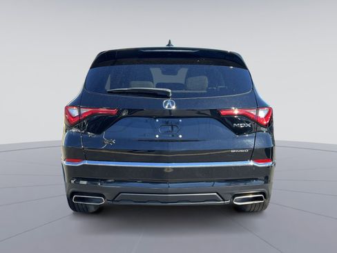 Used 2023 Acura MDX SH-AWD image 4