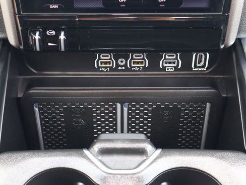 Used 2026 RAM 1500 Laramie w/ Night Edition image 27