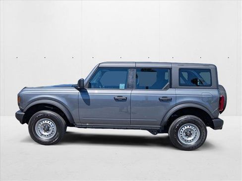 New 2025 Ford Bronco 4-Door image 5