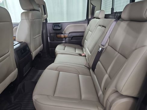 Used 2018 GMC Sierra 1500 SLT image 17