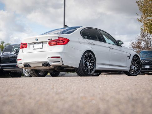 Used 2018 BMW M3 Base image 61