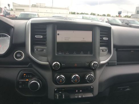 Used 2024 RAM 2500 Big Horn AWD/4WD image 15