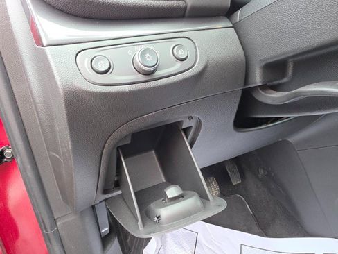 Used 2019 Buick Encore Essence w/ Experience Buick Package image 34