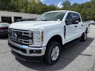 Used 2025 Ford F250 XLT w/ Snow Plow Prep Package AWD/4WD video 3