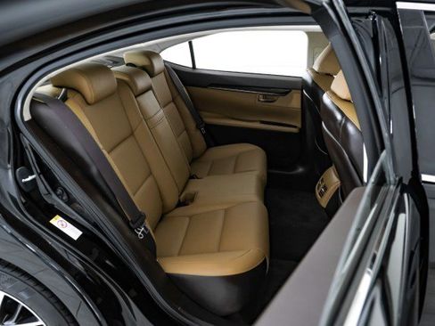 Used 2017 Lexus ES 350 image 36