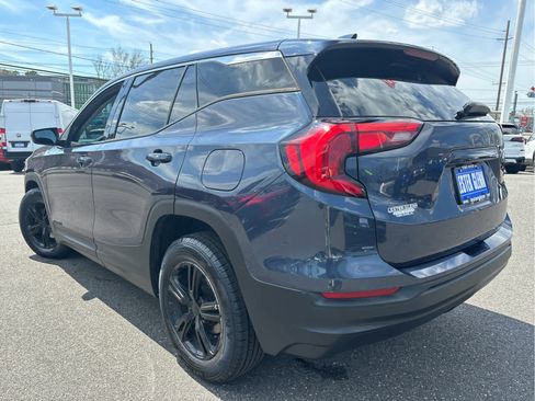 Used 2019 GMC Terrain SLE image 23