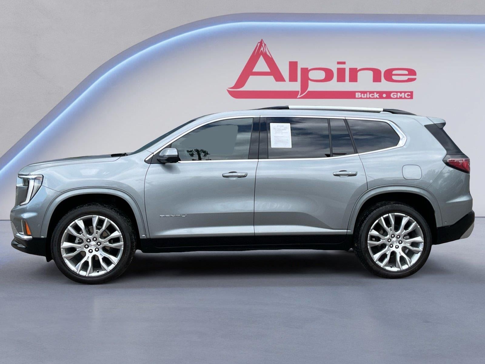 Certified 2024 GMC Acadia Denali w/ Super Cruise Package AWD/4WD image 2