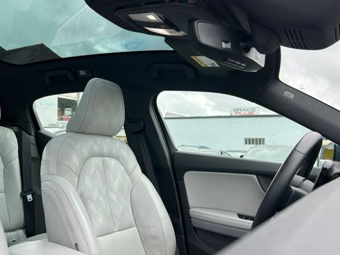 Used 2023 Polestar Polestar 2 w/ Pilot Pack image 37