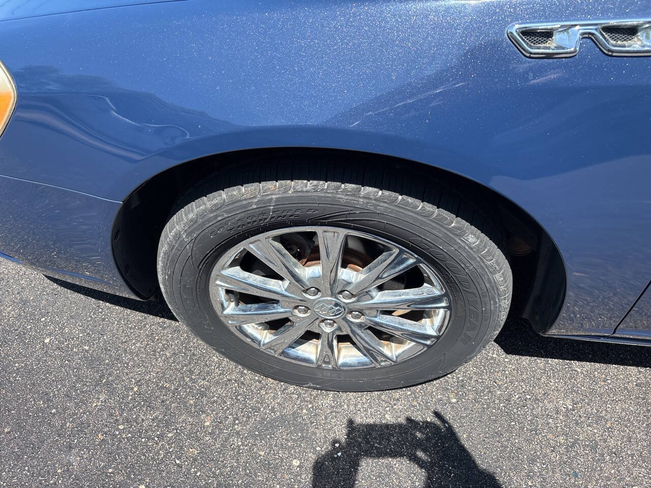 Used 2009 Buick Lucerne CXL FWD image 12