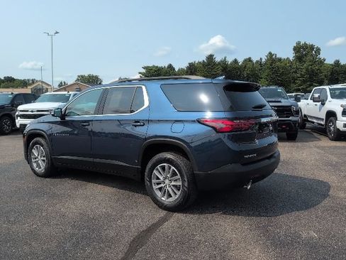 Used 2022 Chevrolet Traverse LT FWD image 5