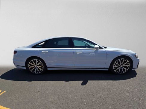 Used 2023 Audi A8 L 3.0T AWD/4WD image 2