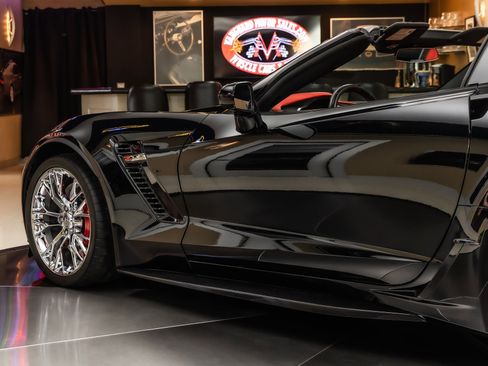 Used 2017 Chevrolet Corvette Z06 image 35