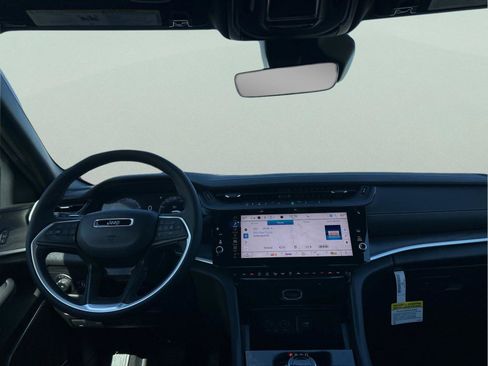 New 2026 Jeep Grand Cherokee Limited image 9