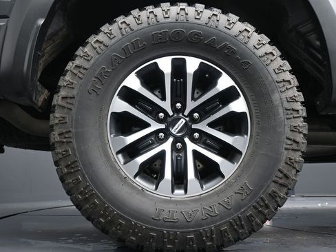 Used 2020 Ford F150 Raptor w/ Equipment Group 802A Luxury AWD/4WD image 9