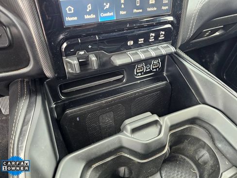 Used 2024 RAM 2500 Limited AWD/4WD image 25