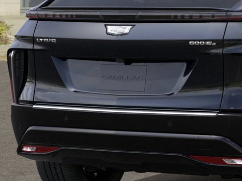 New 2026 Cadillac Lyriq Luxury w/ LPO, Floor Liner Package AWD/4WD image 14