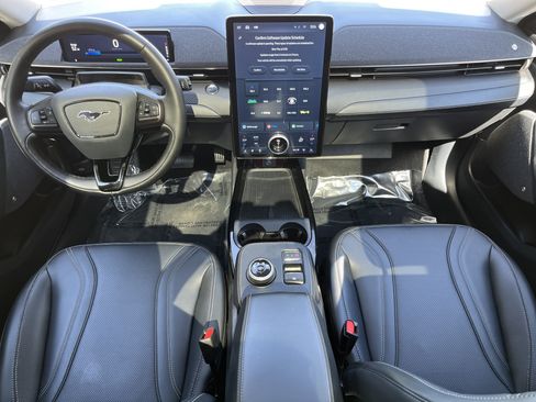 Used 2023 Ford Mustang Mach-E Premium image 3