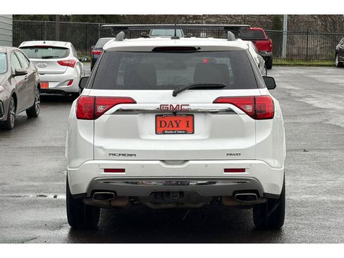 Used 2019 GMC Acadia Denali w/ Technology Package image 6