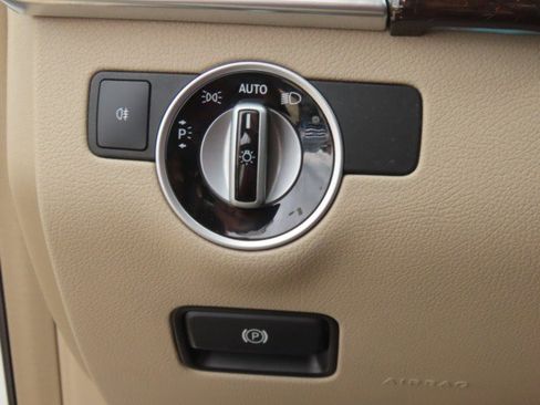 Used 2014 Mercedes-Benz ML 350 2WD image 25