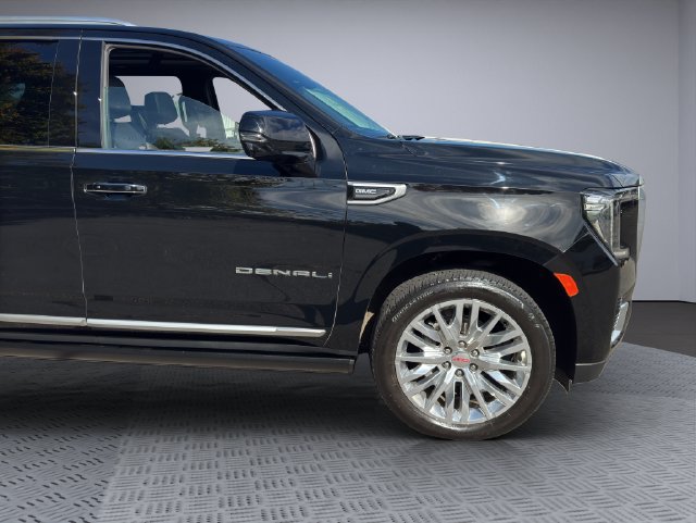 Used 2023 GMC Yukon Denali AWD/4WD image 30