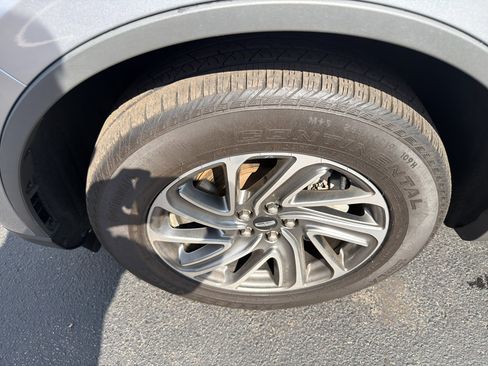 Used 2024 Lincoln Aviator AWD image 10