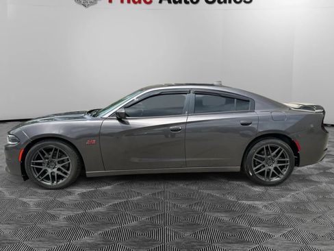 Used 2015 Dodge Charger R/T w/ Plus Group RWD image 4