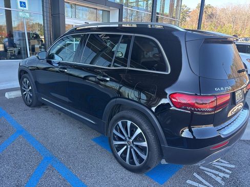 Certified 2023 Mercedes-Benz GLB 250 image 13