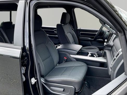 Used 2025 RAM 1500 Big Horn image 19