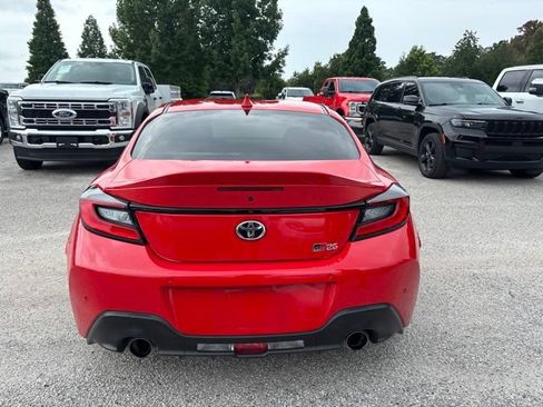 Used 2022 Toyota GR86 Premium RWD image 6