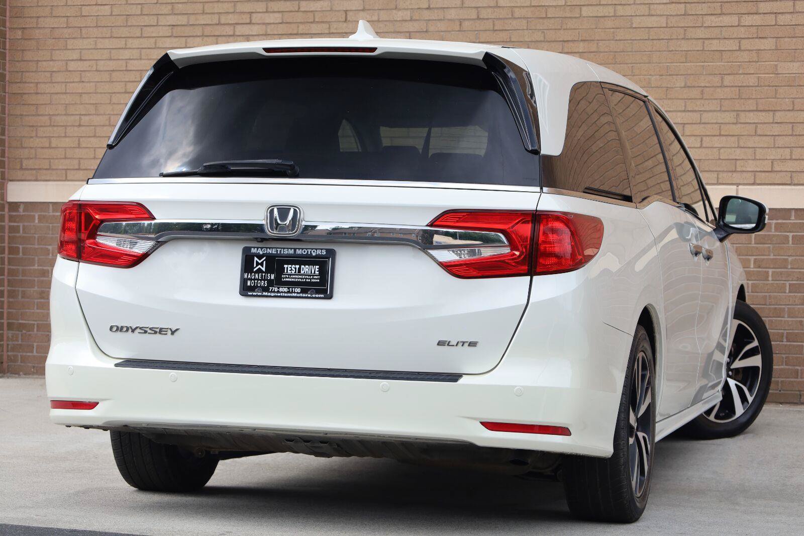 Used 2019 Honda Odyssey Elite image 11