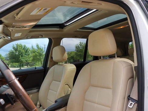 Used 2013 Mercedes-Benz GLK 350 2WD image 15